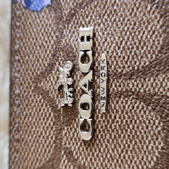 Gorgeous NWOT Coach Purple Floral & Signature Khaki Leather Wristlet/Wallet π - Picture 4 of 16